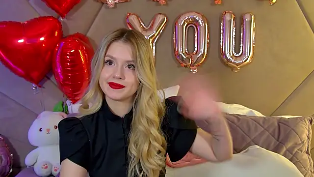 MilanaBalmain online show from 02/14/26, 05:04