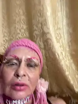 Gardener of Illusions online show from 03/19/25, 10:53