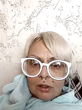 Gardener of Illusions online show from 11/03/25, 04:41