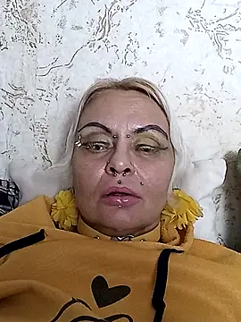 Gardener of Illusions online show from 11/17/25, 01:17