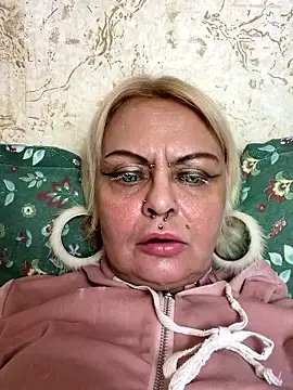 Gardener of Illusions online show from 01/19/26, 03:10