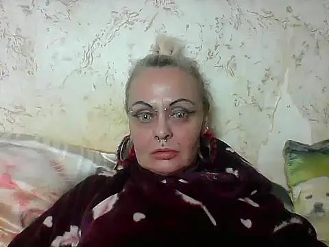 Snapshot of Gardener_of_Illusions chatting on 05/13/26, 11:51 Gardener of Illusions online show from 05/13/26, 11:51