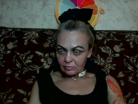 Snapshot of Gardener_of_Illusions chatting on 05/16/26, 10:36 Gardener of Illusions online show from 05/16/26, 10:36