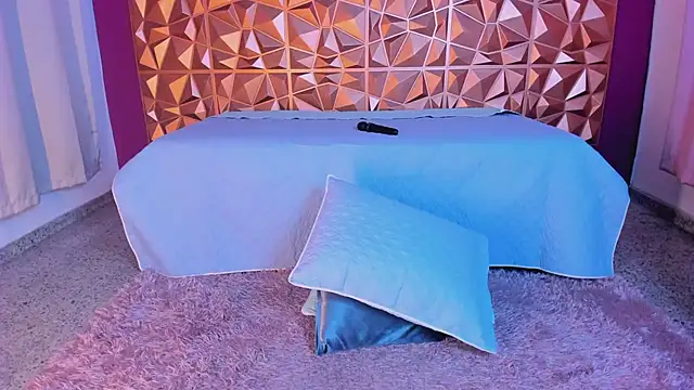 keendaall online show from 12/31/24, 05:11