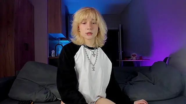 Gregory Byyrd online show from 03/18/25, 07:20