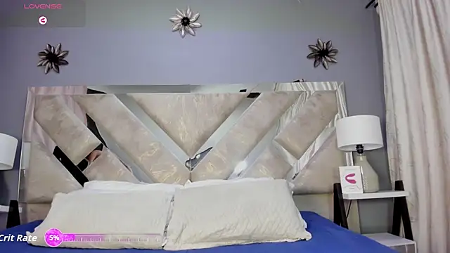Megan delarosse online show from 09/29/25, 11:42
