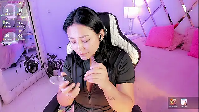 sexyy kitty18 online show from 03/24/26, 12:10