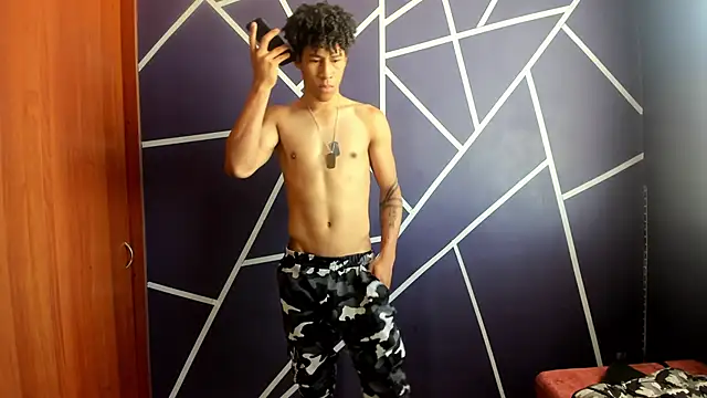 Pendragon1224 online show from 01/12/25, 03:25