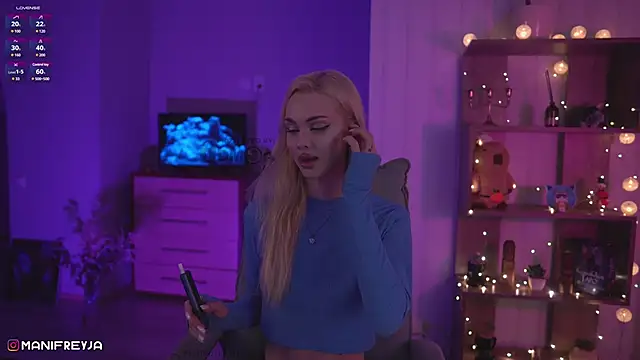 ManiFreyja online show from 01/17/25, 09:06