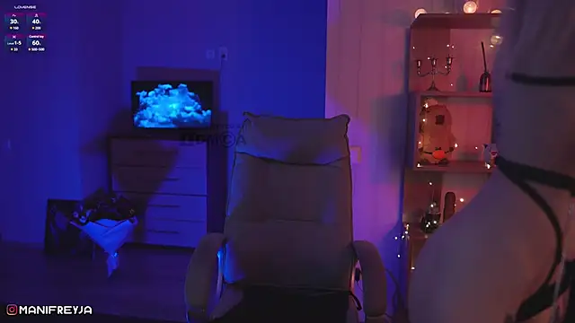 ManiFreyja online show from 02/02/25, 01:55