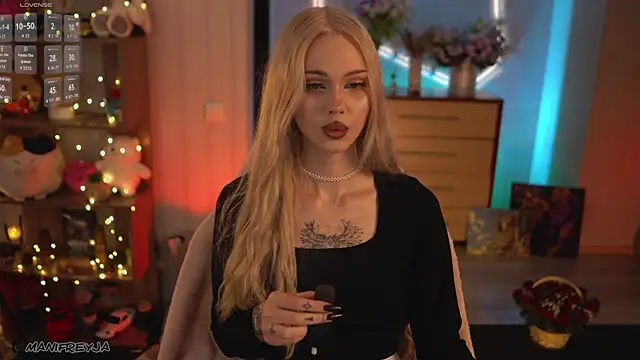 ManiFreyja online show from 04/25/26, 08:50