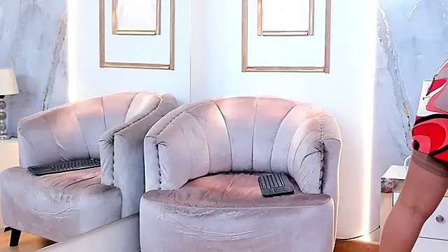 AmandaMartinez  online show from 10/04/25, 12:36