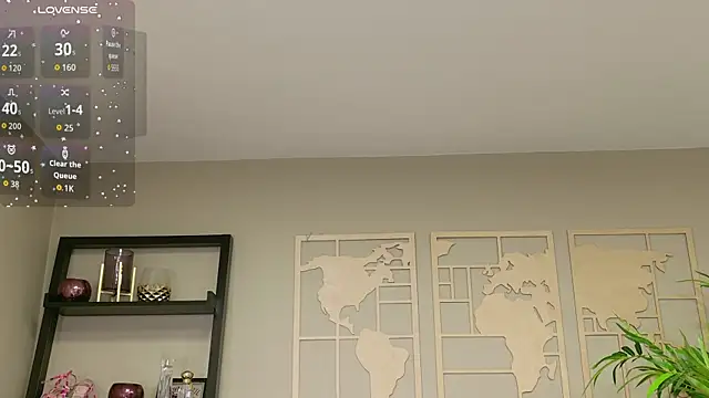 LadyLeea online show from 12/22/25, 05:04