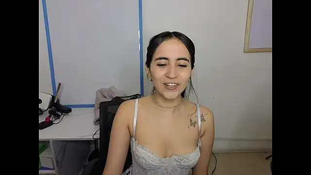 Mia Fischer online show from 01/06/26, 01:26