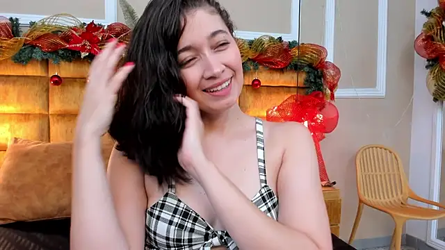 Snapshot of adarussell chatting on 01/09/25, 01:13 adarussell online show from 01/09/25, 01:13