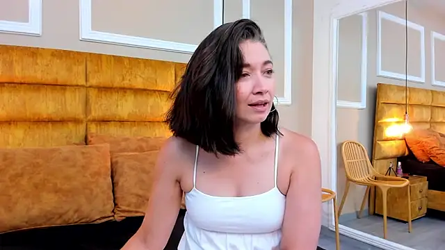 Snapshot of adarussell chatting on 03/11/25, 01:45 adarussell online show from 03/11/25, 01:45