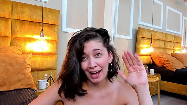 Snapshot of adarussell chatting on 03/13/25, 01:07 adarussell online show from 03/13/25, 01:07