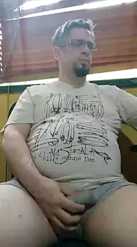 Snapshot of MrBig_2024 chatting on 01/24/25, 08:32 MrBig 2024 online show from 01/24/25, 08:32