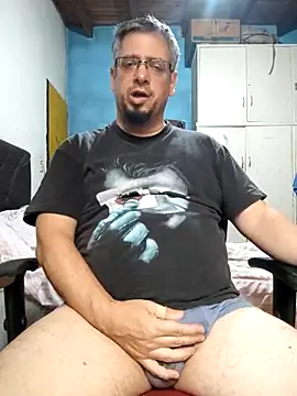 Snapshot of MrBig_2024 chatting on 03/15/25, 05:26 MrBig 2024 online show from 03/15/25, 05:26