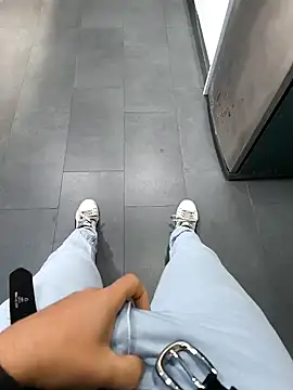 cricrimsBarcelona online show from 12/30/24, 07:26