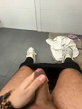 cricrimsBarcelona online show from 01/18/26, 04:00