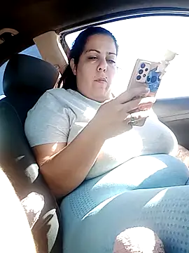 kittymorenita26 online show from 02/10/25, 01:33