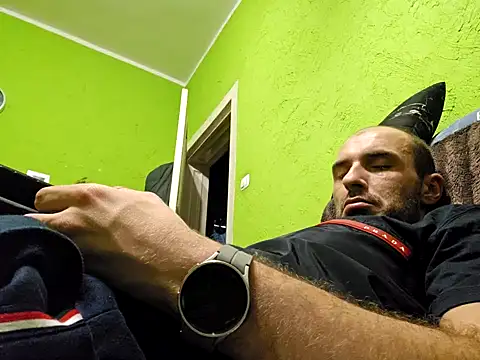 Snapshot of STANISLAW621162 chatting on 01/16/25, 03:23 STANISLAW621162 online show from 01/16/25, 03:23