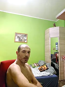 Snapshot of STANISLAW621162 chatting on 11/24/25, 08:41 STANISLAW621162 online show from 11/24/25, 08:41