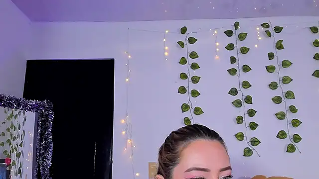 JanneKim online show from 04/07/26, 01:44