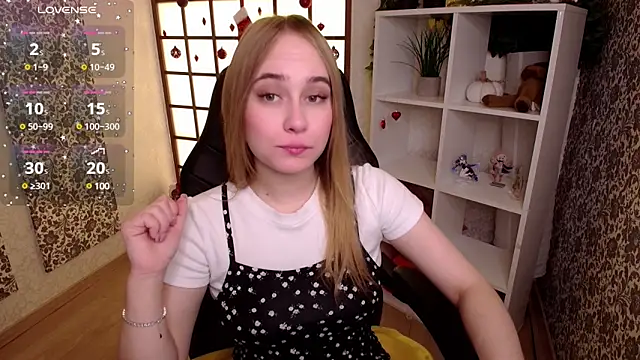 LianaBright online show from 01/30/25, 01:55