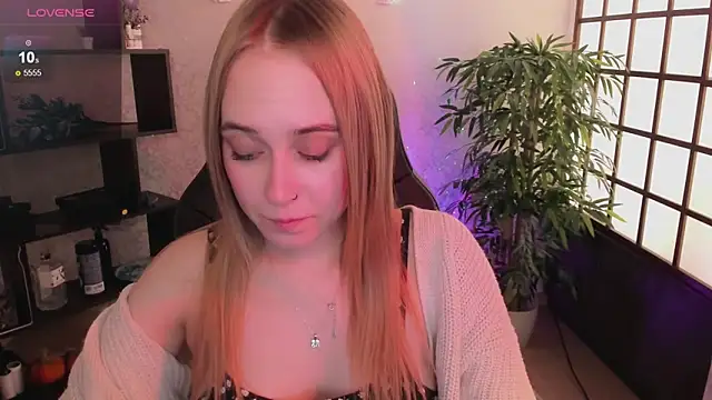 LianaBright online show from 03/22/25, 02:05