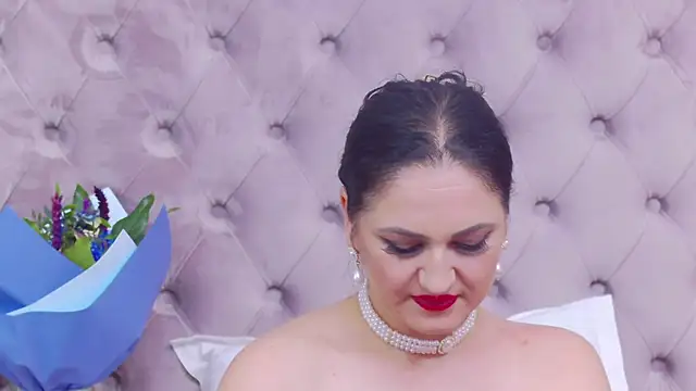 Snapshot of CassidyVelvet chatting on 03/11/25, 02:21 CassidyVelvet online show from 03/11/25, 02:21