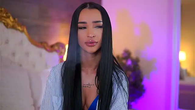 DeniseDevilles online show from 01/22/25, 08:51