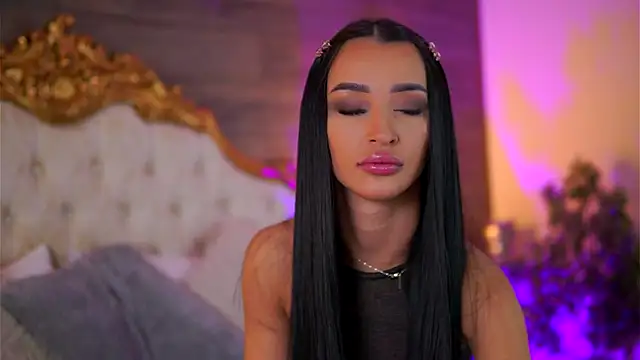 DeniseDevilles online show from 02/04/25, 09:07