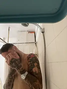 Snapshot of chavito2223 chatting on 09/23/25, 06:11 chavito2223 online show from 09/23/25, 06:11