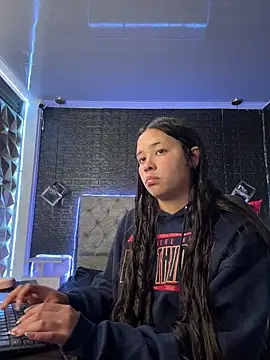 Paloma  LS online show from 04/11/26, 07:29