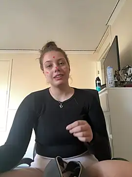 Krystal Tx online show from 03/19/25, 11:39