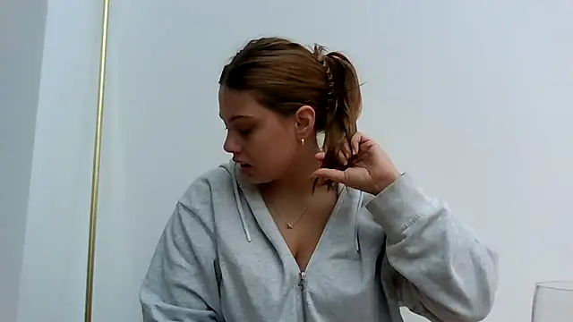 Krystal Tx online show from 10/12/25, 08:57