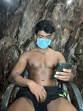 rony6663 online show from 01/18/26, 08:51