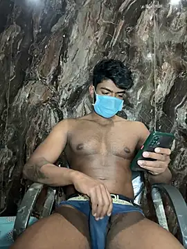 rony6663 online show from 01/19/26, 08:51