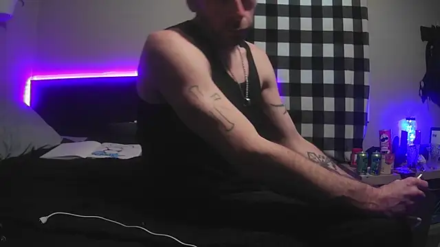 Snapshot of smokee_parT903 chatting on 12/30/24, 11:17 smokee parT903 online show from 12/30/24, 11:17