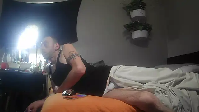 Snapshot of smokee_parT903 chatting on 03/04/25, 07:11 smokee parT903 online show from 03/04/25, 07:11