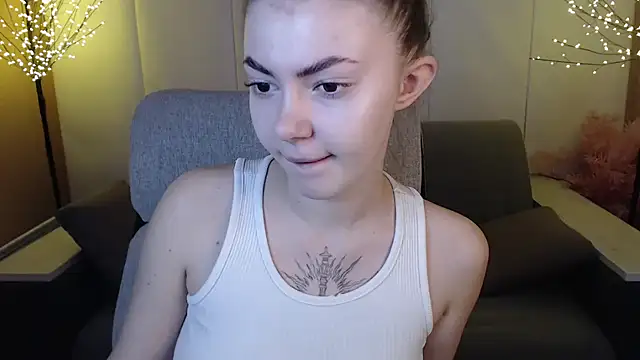 Snapshot of Ritaneer chatting on 02/28/25, 08:53 Ritaneer online show from 02/28/25, 08:53