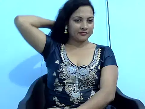 Snapshot of tripti2 chatting on 03/03/25, 10:06 tripti2 online show from 03/03/25, 10:06
