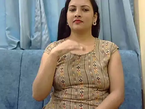 Snapshot of tripti2 chatting on 03/09/25, 07:23 tripti2 online show from 03/09/25, 07:23