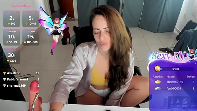 Snapshot of jessiburningheels chatting on 02/12/25, 12:33 jessiburningheels online show from 02/12/25, 12:33