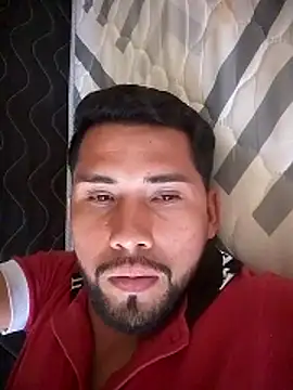 Snapshot of novinhobelem29 chatting on 11/05/25, 01:33 novinhobelem29 online show from 11/05/25, 01:33