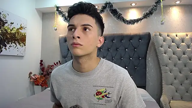 Snapshot of MrWilliseo chatting on 12/25/24, 05:47 MrWilliseo online show from 12/25/24, 05:47