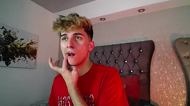 Snapshot of MrWilliseo chatting on 09/27/25, 03:00 MrWilliseo online show from 09/27/25, 03:00