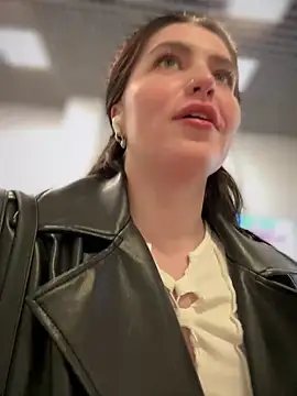 meow girl online show from 01/20/25, 11:13